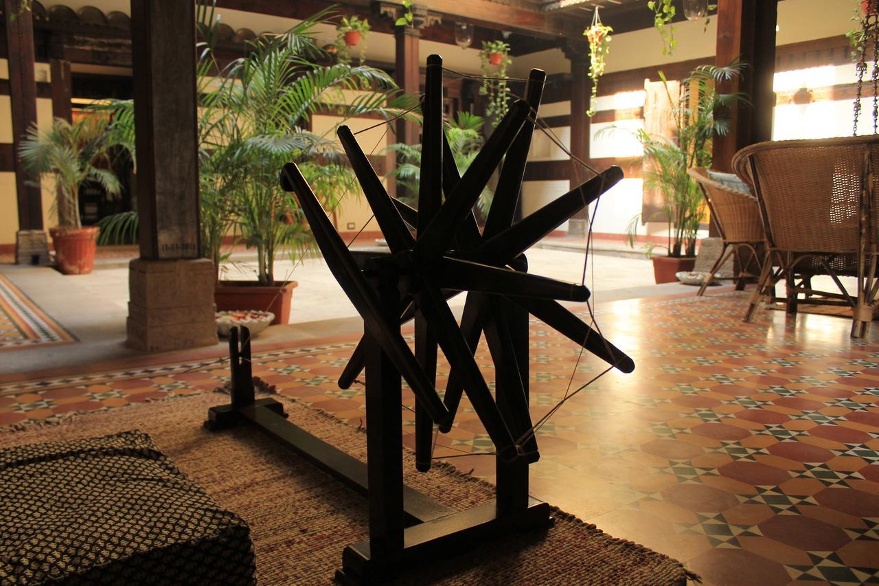 Bed and Breakfast Deewanji Ni Haveli Ahmadabad Zewnętrze zdjęcie